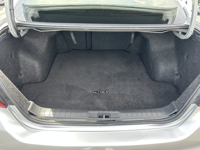 2017 Nissan Altima used 4dr car for sale at Peterson Auto Sales in Midvale, UT — photo 9 of 20