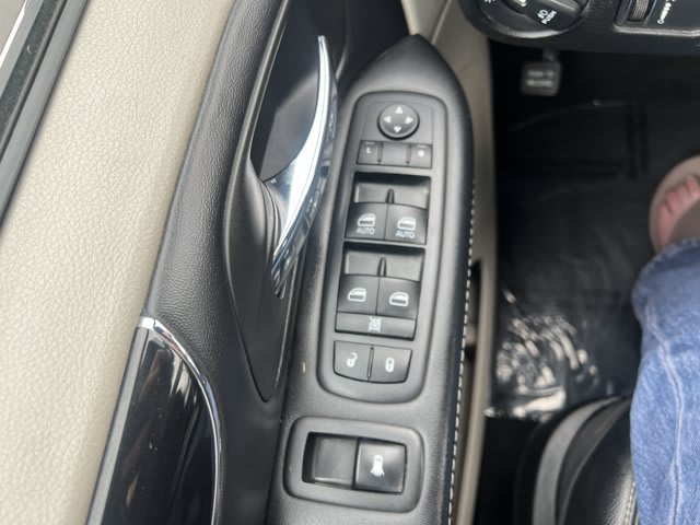 2019 Dodge Grand Caravan used mini-van, passenger for sale at Peterson Auto Sales in Midvale, UT — photo 18 of 24