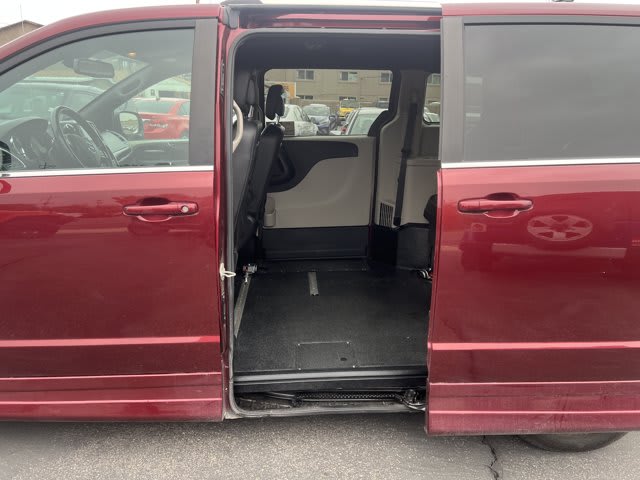 2019 Dodge Grand Caravan used mini-van, passenger for sale at Peterson Auto Sales in Midvale, UT — photo 6 of 24