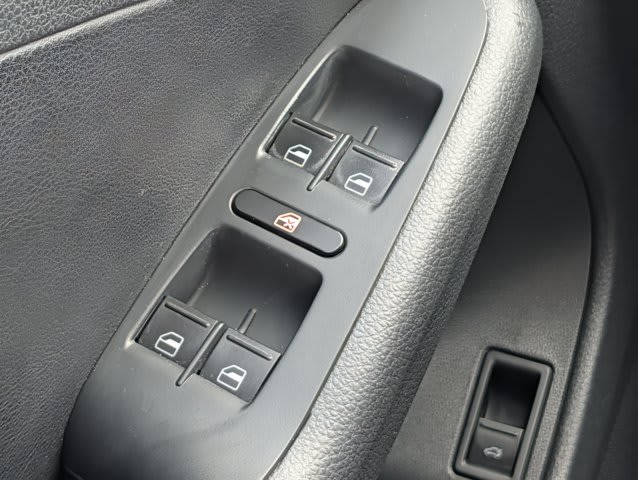 2012 Volkswagen Jetta Sedan used 4dr car for sale at Peterson Auto Sales in Midvale, UT — photo 10 of 20