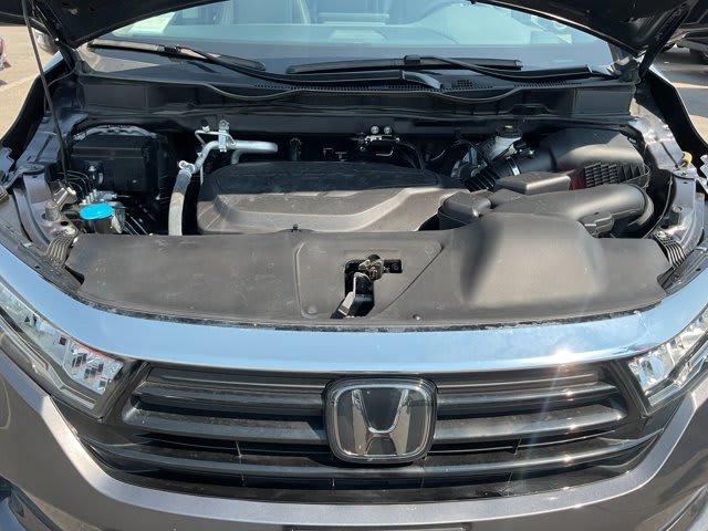 2024 Honda Odyssey used mini-van, passenger for sale at Peterson Auto Sales in Midvale, UT — photo 18 of 23