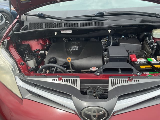 2018 Toyota Sienna used mini-van, passenger for sale at Peterson Auto Sales in Midvale, UT — photo 12 of 23
