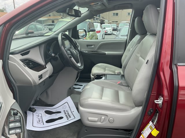 2018 Toyota Sienna used mini-van, passenger for sale at Peterson Auto Sales in Midvale, UT — photo 10 of 23