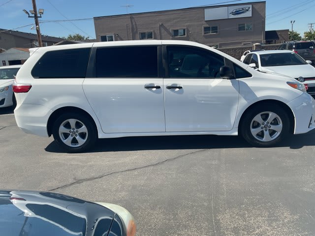 2018 Toyota Sienna used mini-van, passenger for sale at Peterson Auto Sales in Midvale, UT — photo 5 of 20
