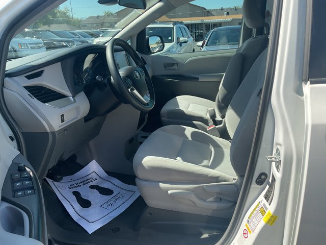 2018 Toyota Sienna used mini-van, passenger for sale at Peterson Auto Sales in Midvale, UT — photo 15 of 20