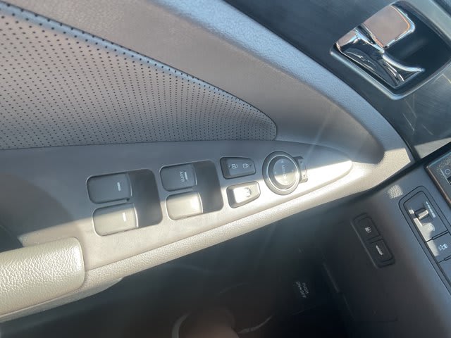 2015 Hyundai Sonata Hybrid used 4dr car for sale at Peterson Auto Sales in Midvale, UT — photo 20 of 22