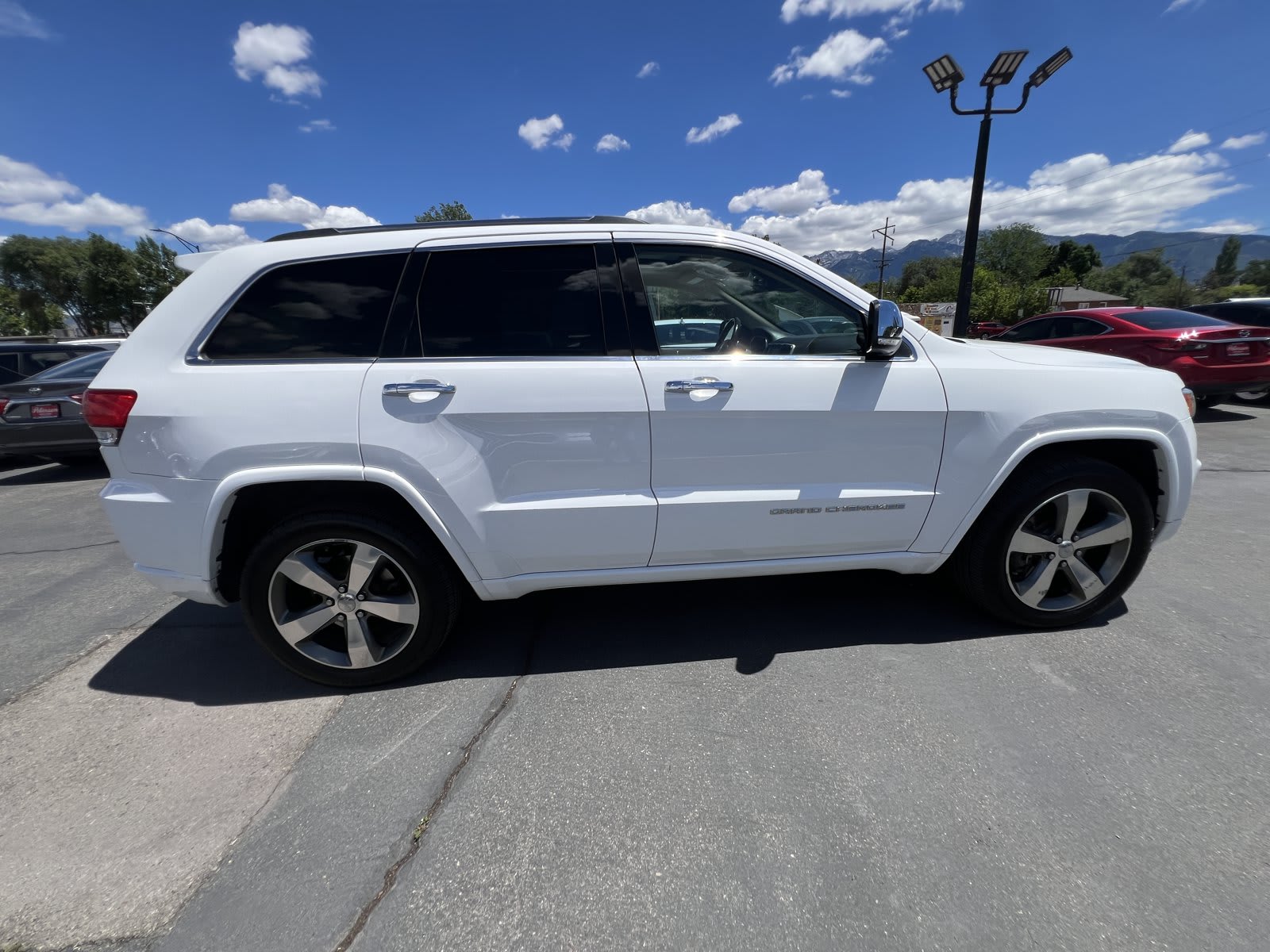 2015 Jeep Grand Cherokee used sport utility for sale at Peterson Auto Sales in Midvale, UT — photo 4 of 23