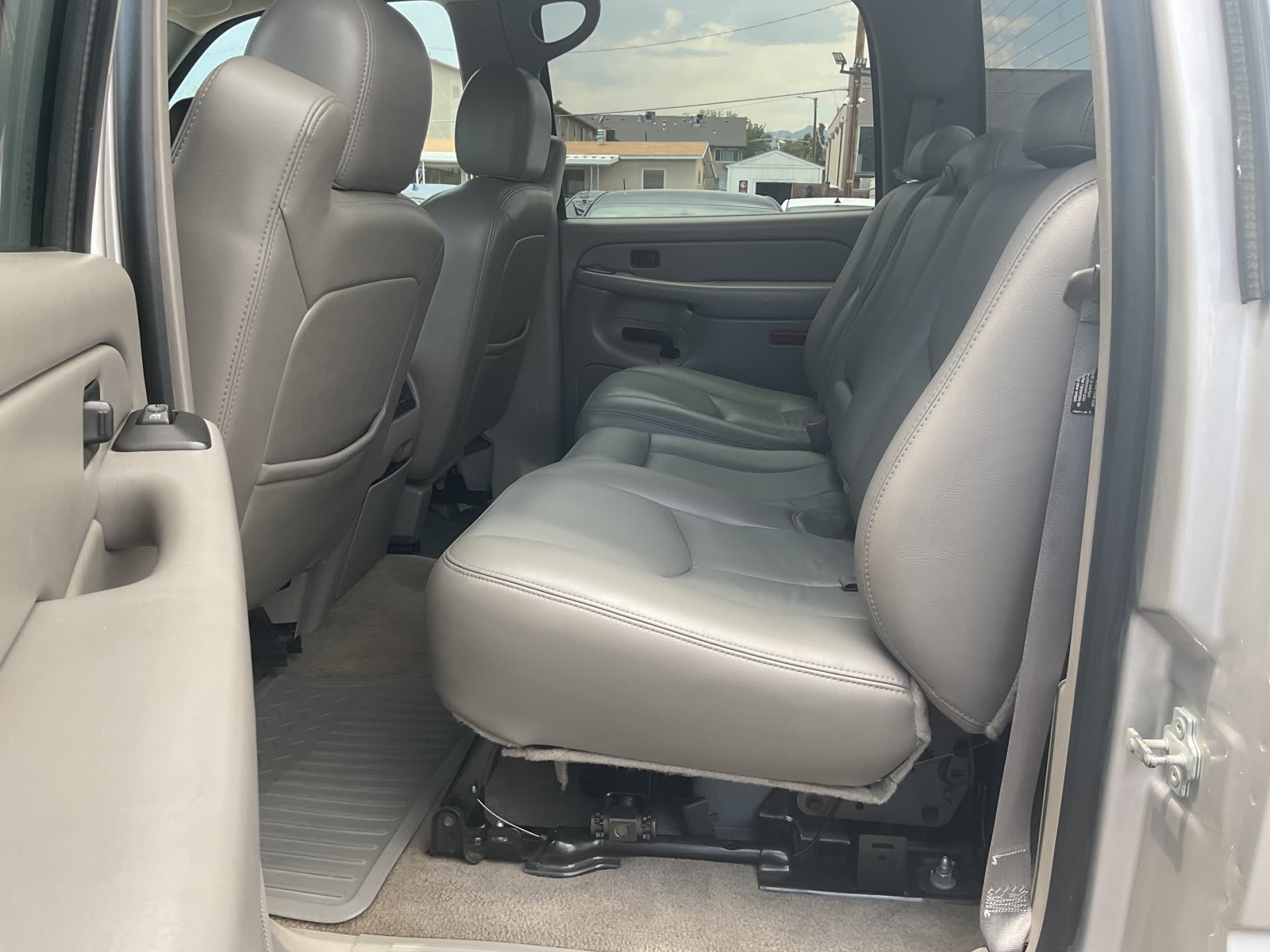 2006 Chevrolet Silverado 3500 used crew cab pickup for sale at Peterson Auto Sales in Midvale, UT — photo 10 of 21