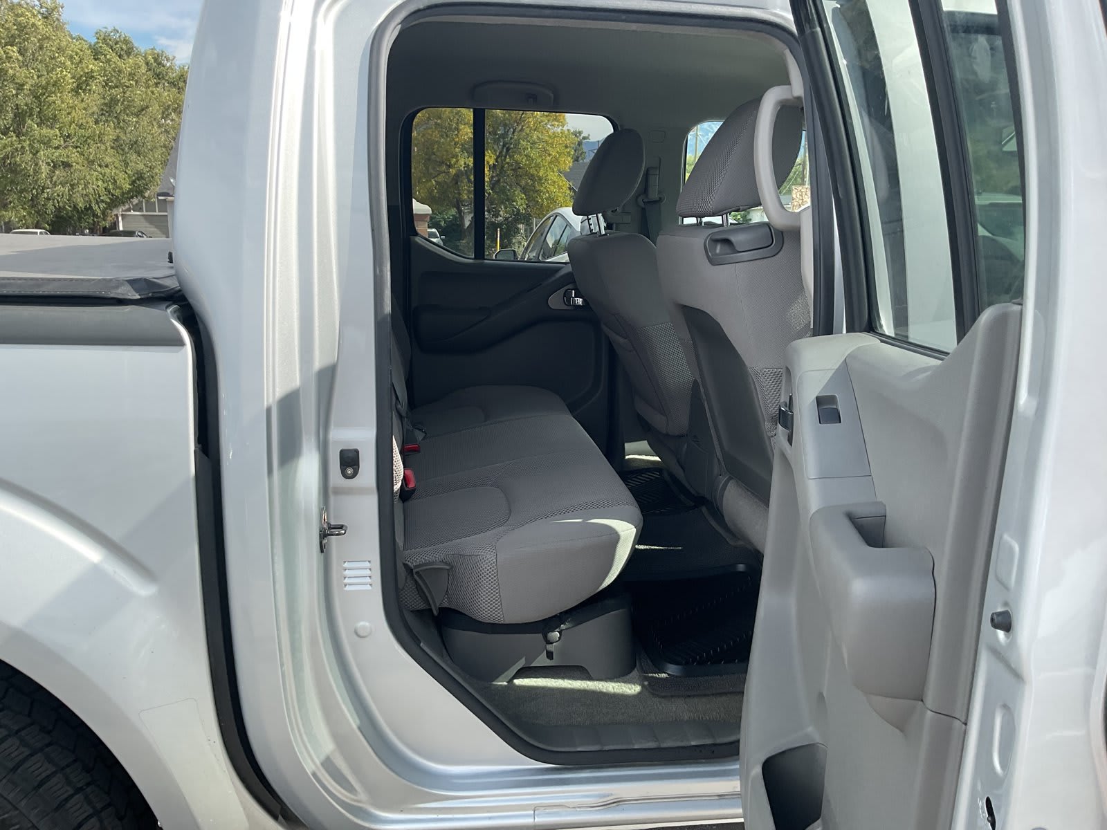 2013 Nissan Frontier used crew cab pickup for sale at Peterson Auto Sales in Midvale, UT — photo 11 of 20