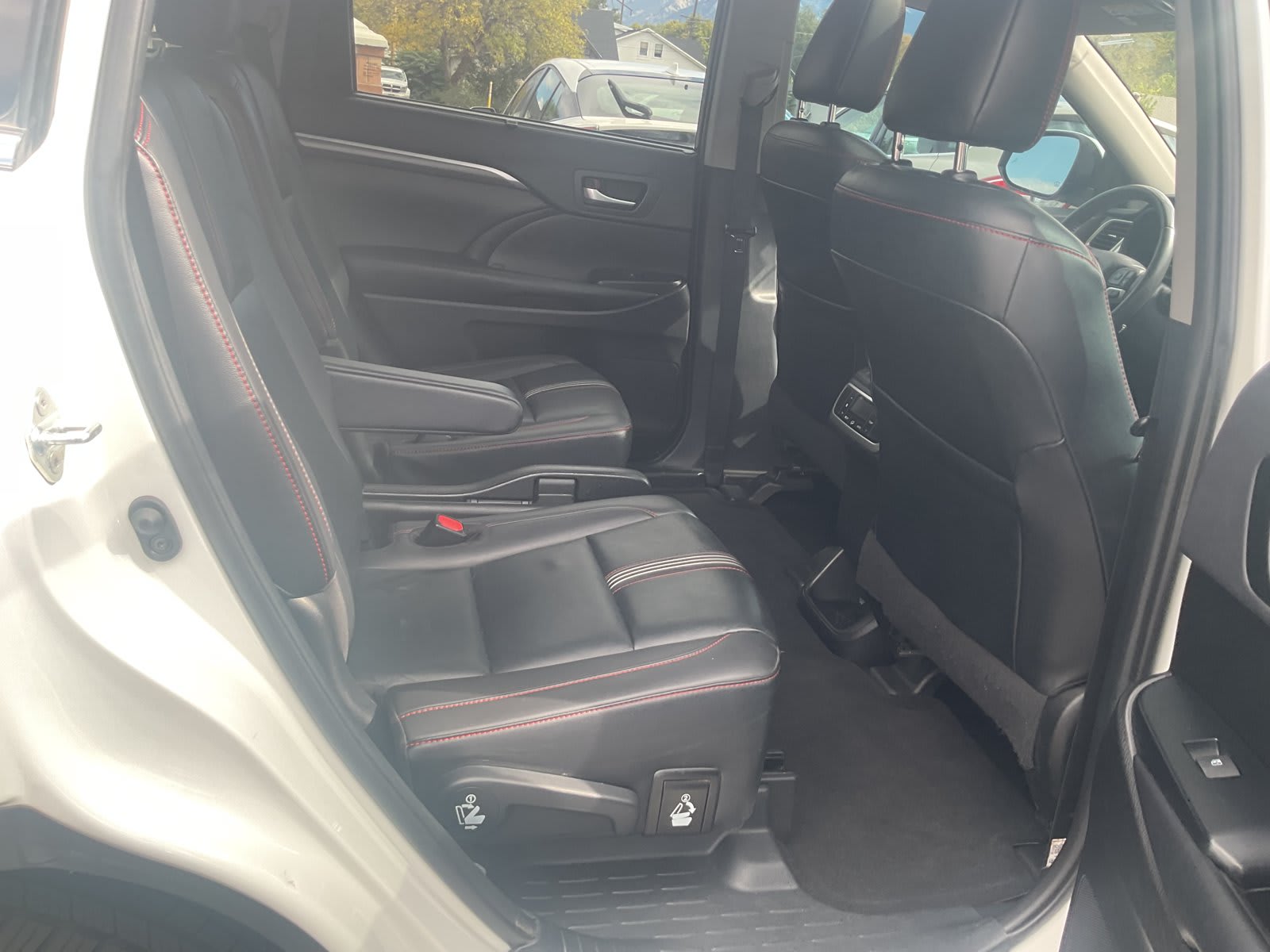 2019 Toyota Highlander used sport utility for sale at Peterson Auto Sales in Midvale, UT — photo 9 of 22