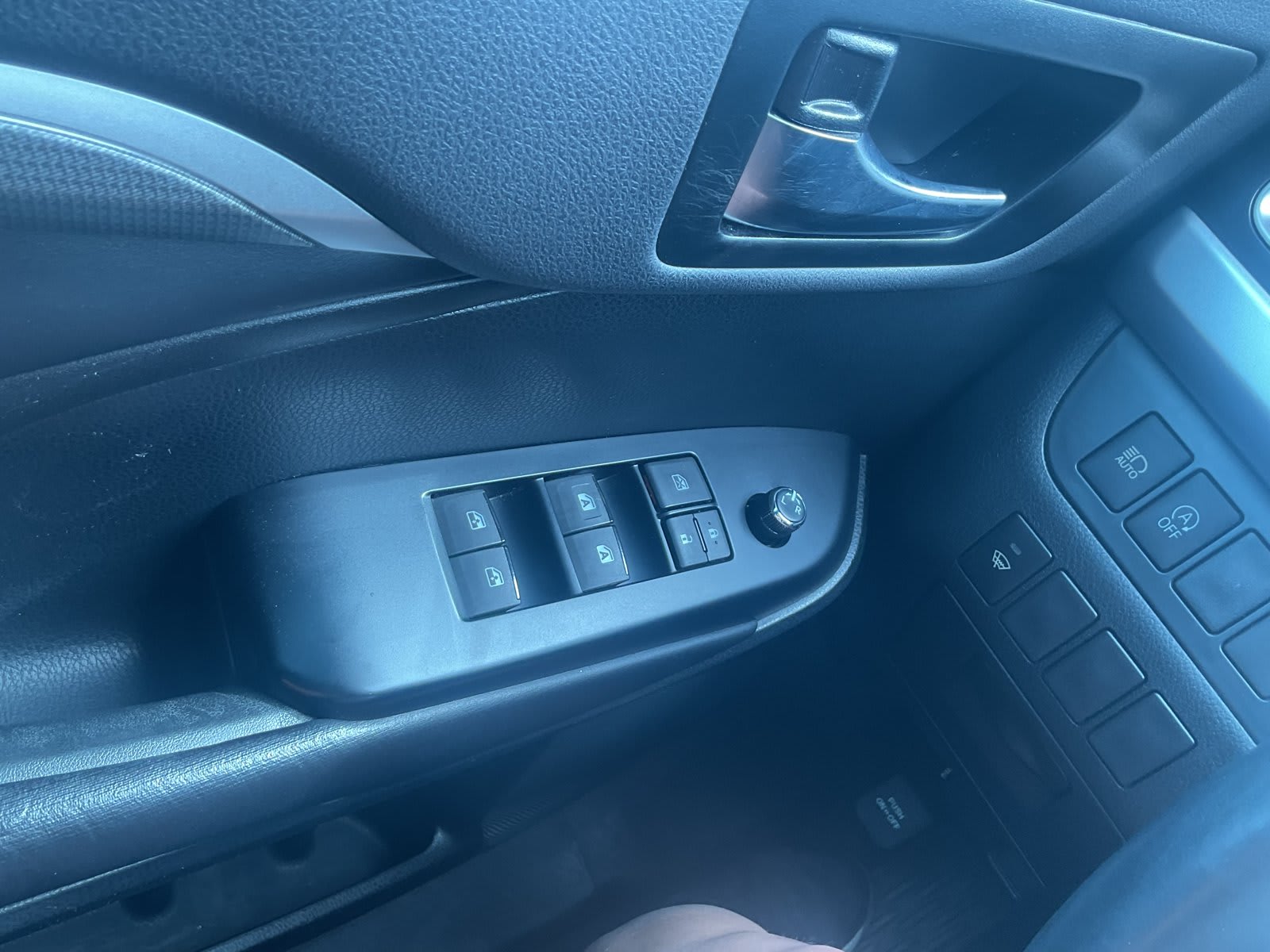 2019 Toyota Highlander used sport utility for sale at Peterson Auto Sales in Midvale, UT — photo 16 of 22