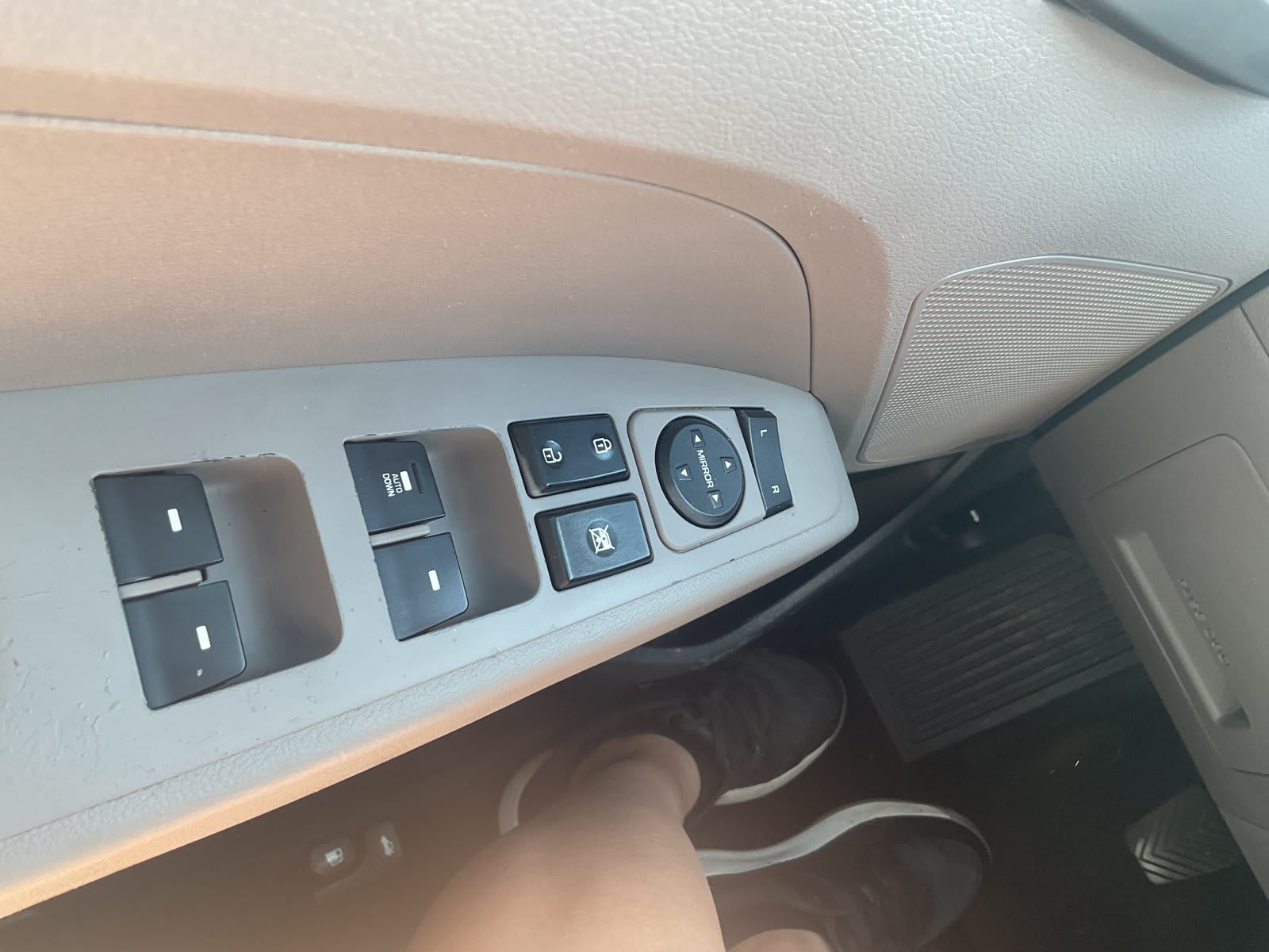 2017 Hyundai Elantra used 4dr car for sale at Peterson Auto Sales in Midvale, UT — photo 11 of 22