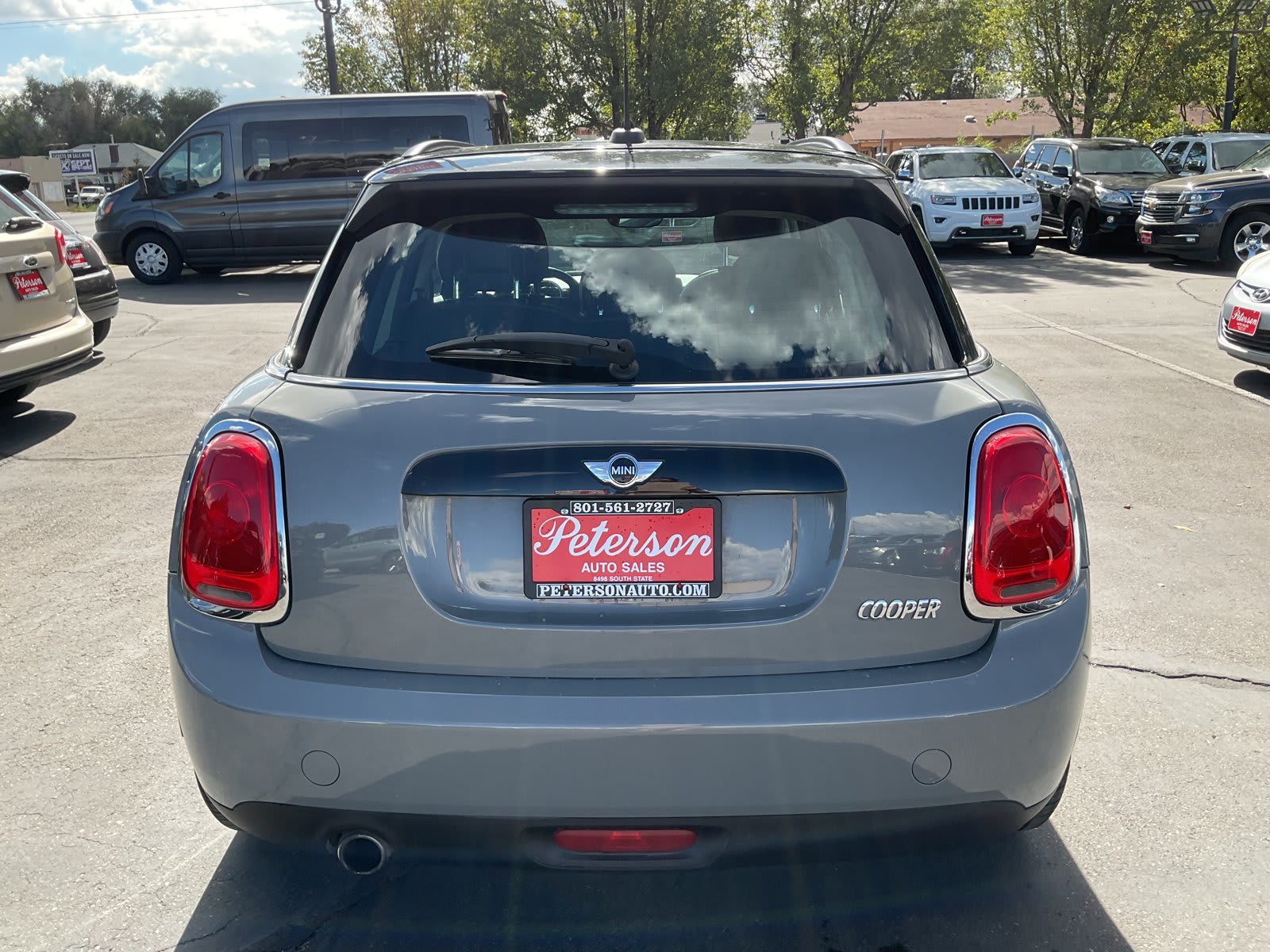 2016 MINI Cooper Hardtop 4 Door used hatchback for sale at Peterson Auto Sales in Midvale, UT — photo 8 of 22