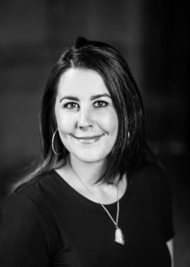 Petite Salon - 651-699-4959