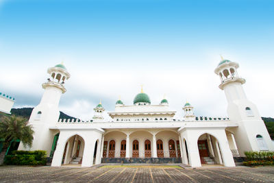 Masjid Mukaram Bang Tao