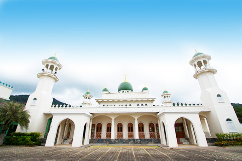 Masjid Mukaram Bang Tao
