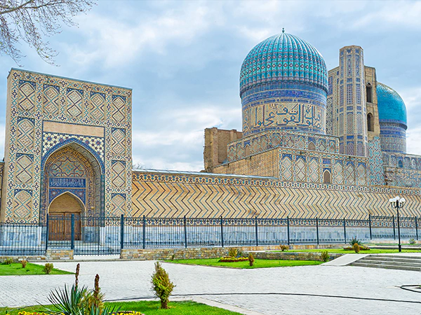 Bibi-Khanym Mosque