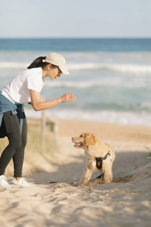Joanne playing with Billie