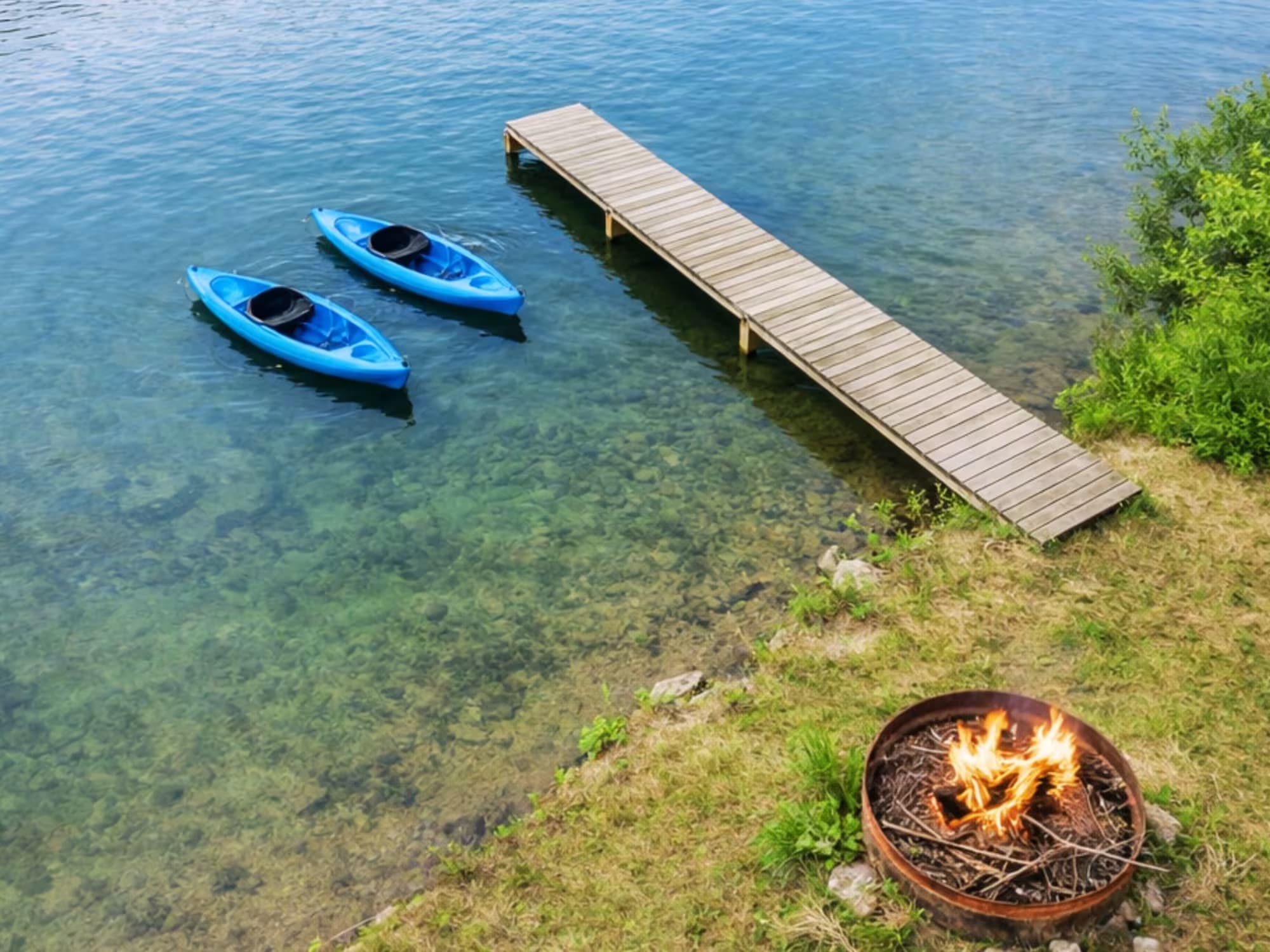 Lakefront Paradise Vacation Home Rental dock with kayak