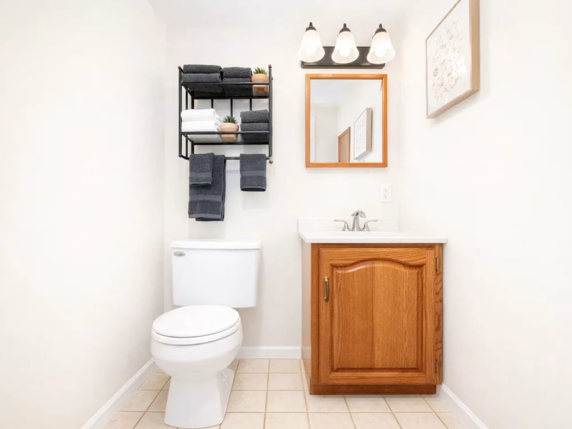 Michigan Vacation Home Rental Serenity Shores Bathroom 2