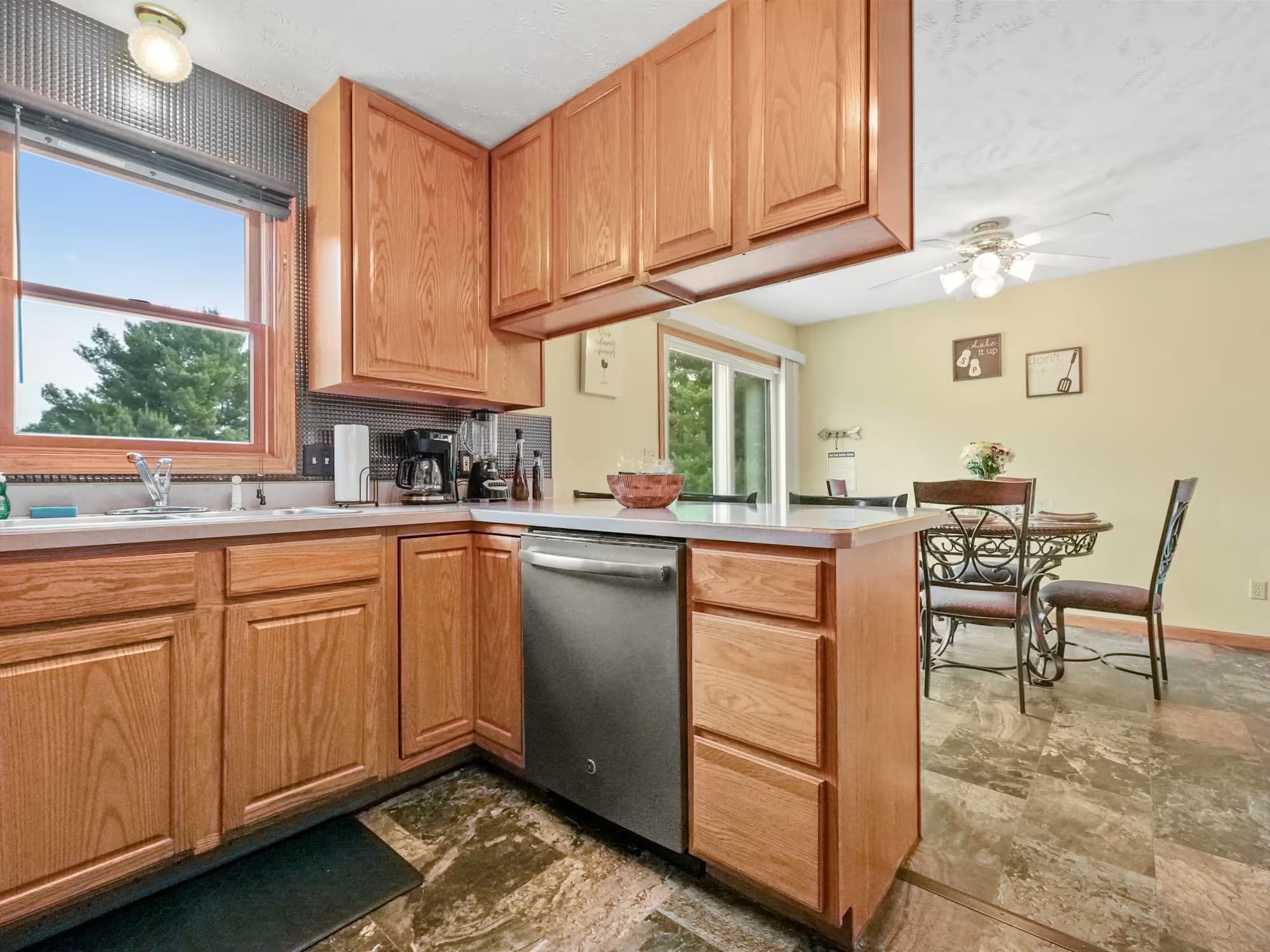 Michigan Vacation Home Rental Long Lake Retreat kitchen shot 4