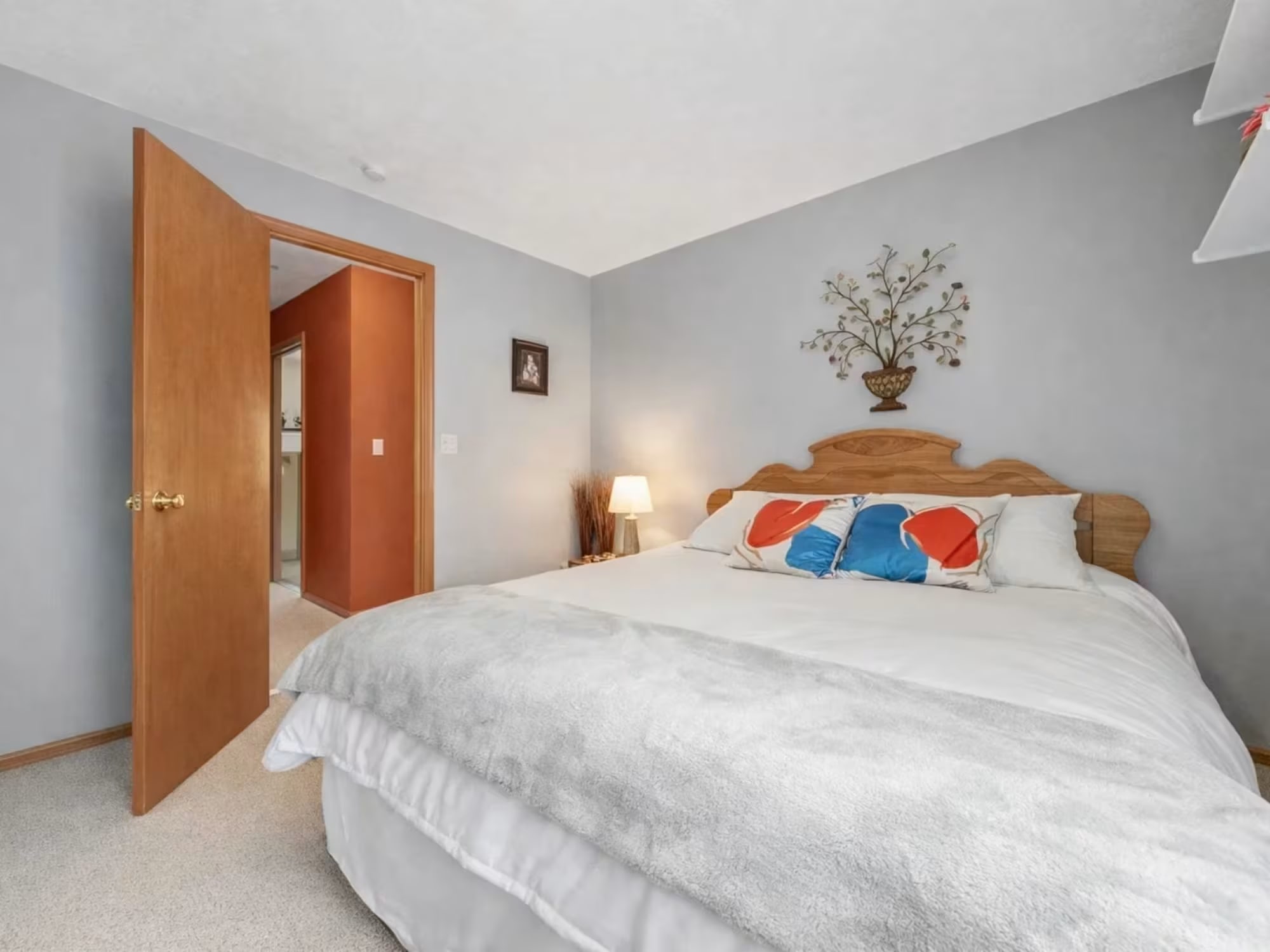 Michigan Vacation Home Rental Long Lake Retreat bedroom 3