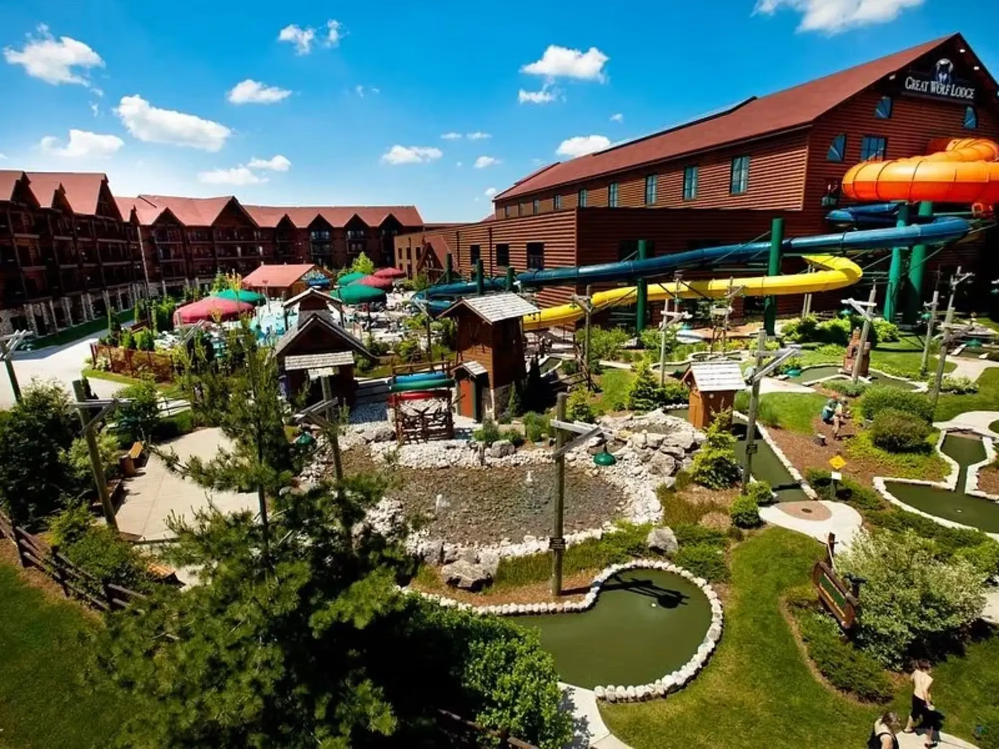 Michigan Vacation Home Rental Long Lake Retreat nearby great wolf lodge