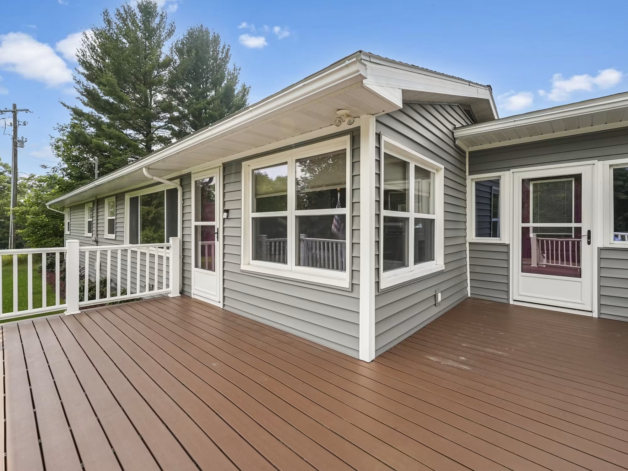 Michigan Vacation Home Rental Serenity Shores Deck