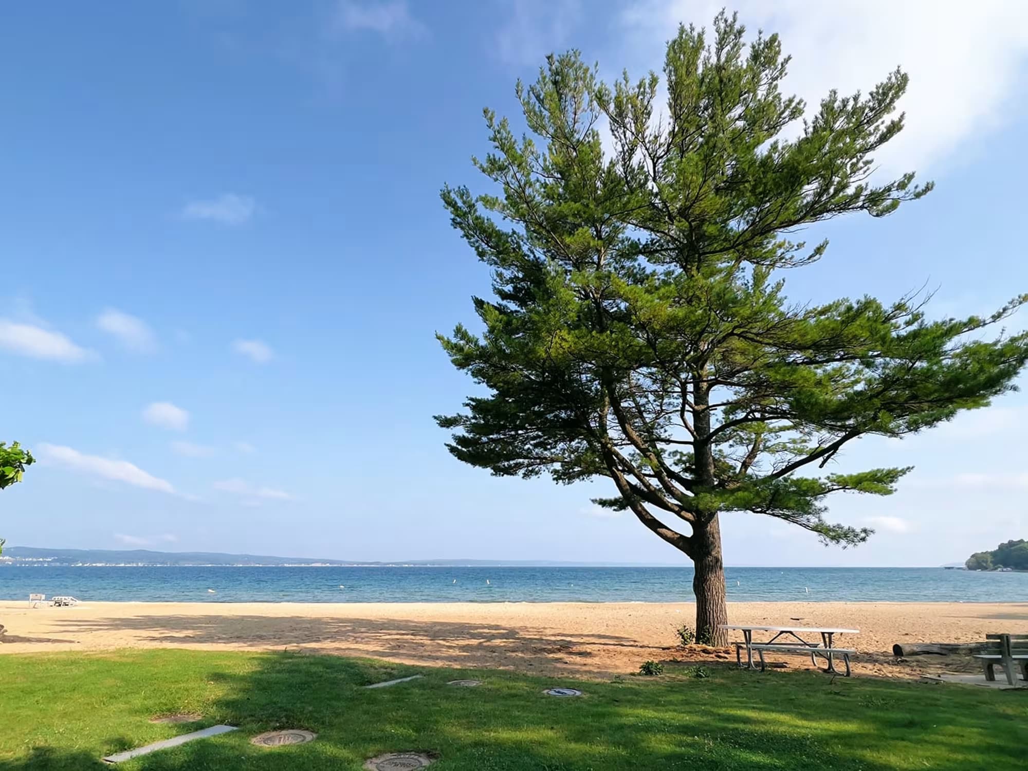 Michigan Vacation Home Rental nearby Bryant Park Beach