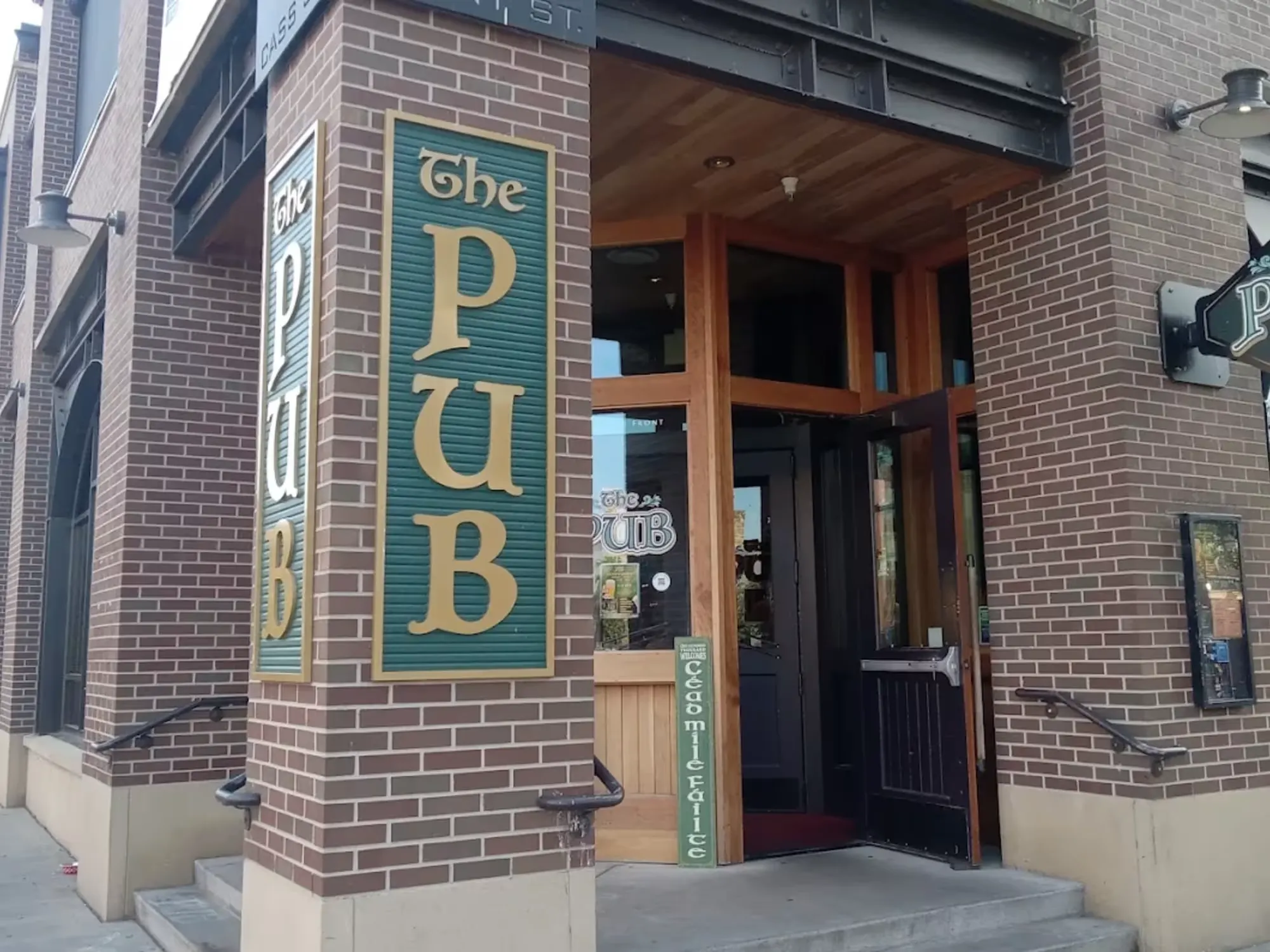 Michigan Vacation Home Rental nearby The Pub