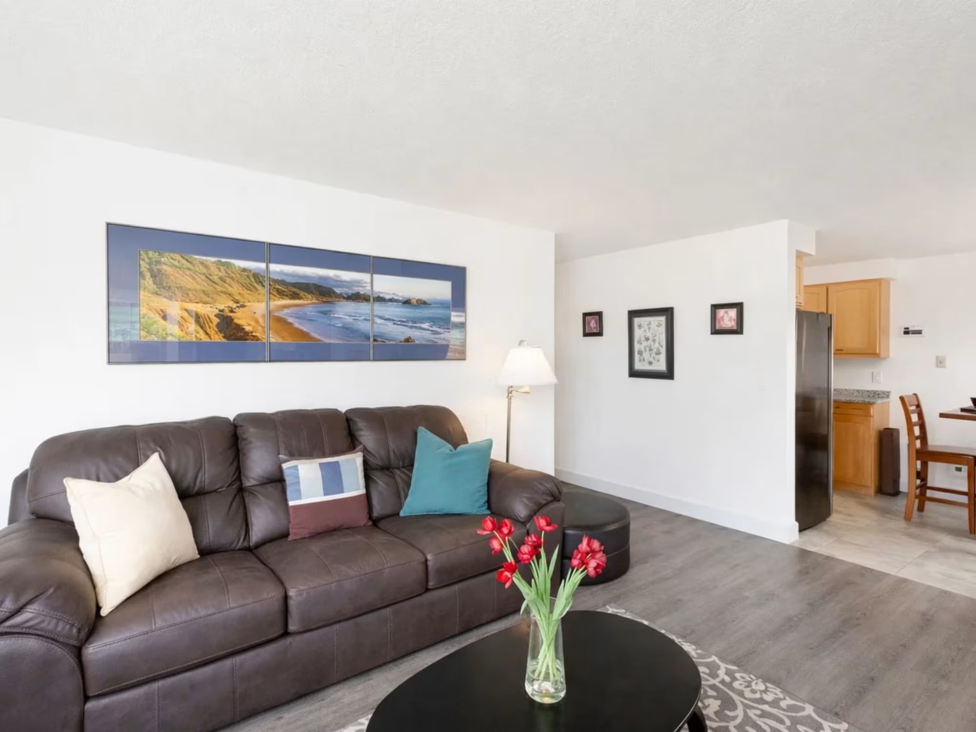 Seaside Oregon Vacation Condo Rental Riverwalk Seaside Living Room Sofa