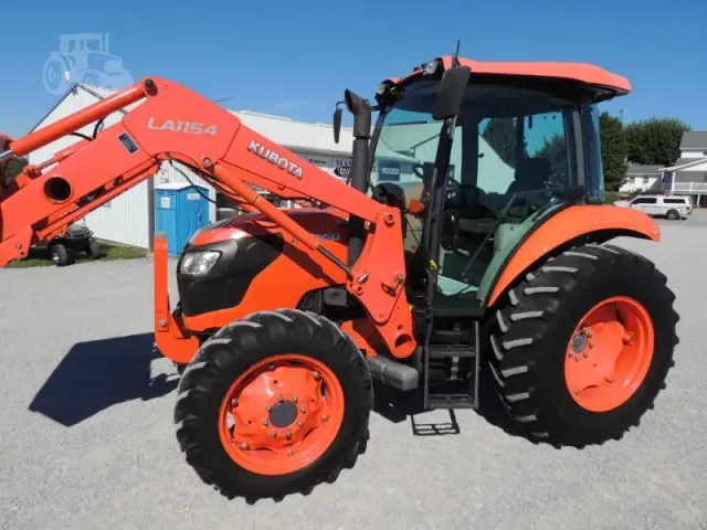 2017 KUBOTA M6060HDC: equipment imagery supplied for the Farley Tractor feature