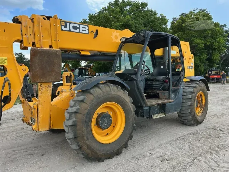 2016 JCB 510-56: equipment imagery supplied for the Farley Tractor feature