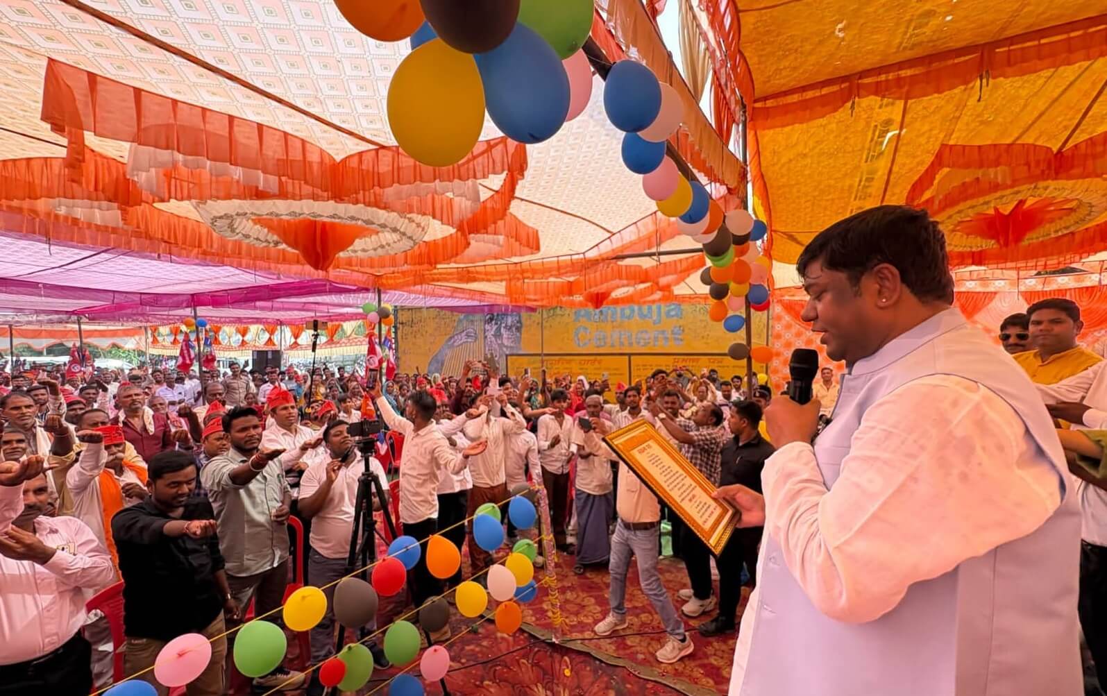 बरेली में मुकेश सहनी ने शुरू किया ‘हर घर निषाद संकल्प अभियान’, कहा- ‘निषाद समाज अपने अधिकार के लिए लड़ेगा’ : Dainik Bhaskar