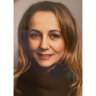 Profilbild von Adela Sipahi