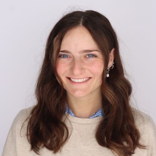 Ashlynn Weir, golf instructor