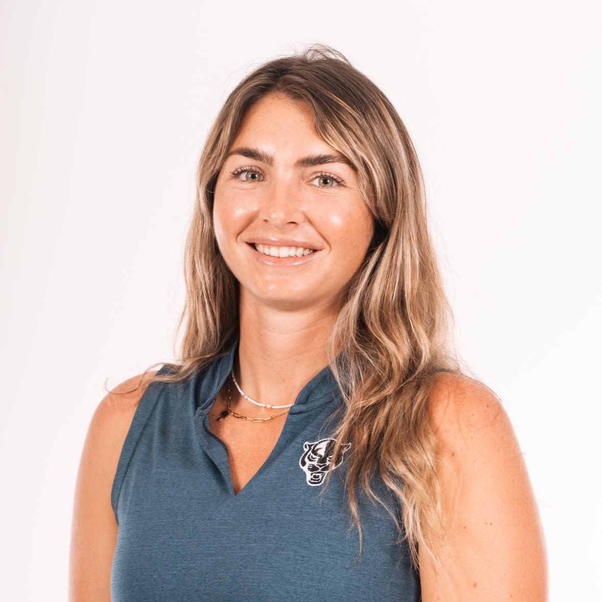 Alizee Vidal, golf instructor