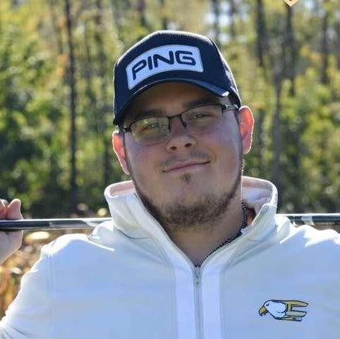 Jeramiah Snyder, golf instructor