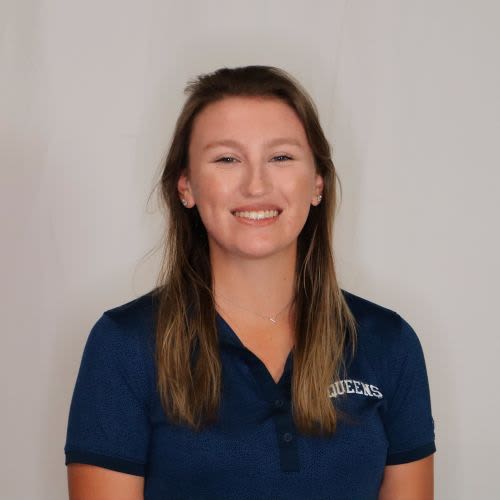 Emelia Pack, golf instructor