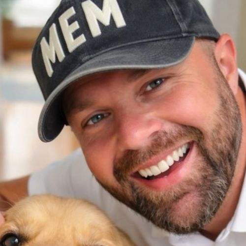 Dustin Sykes, golf instructor