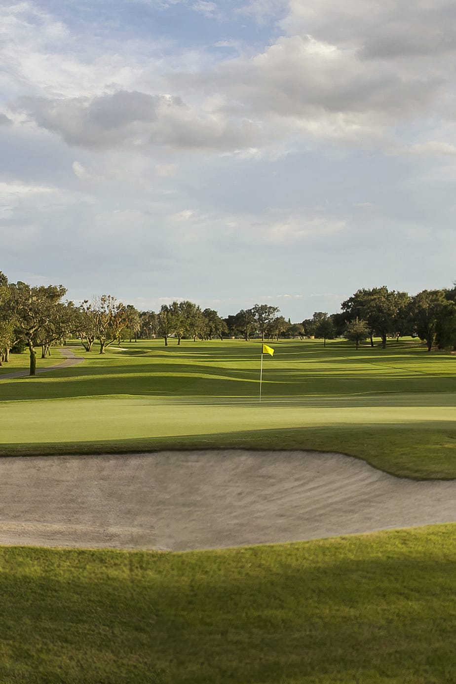 Hole 1 at Arnold Palmer's Bay Hill Club & Lodge