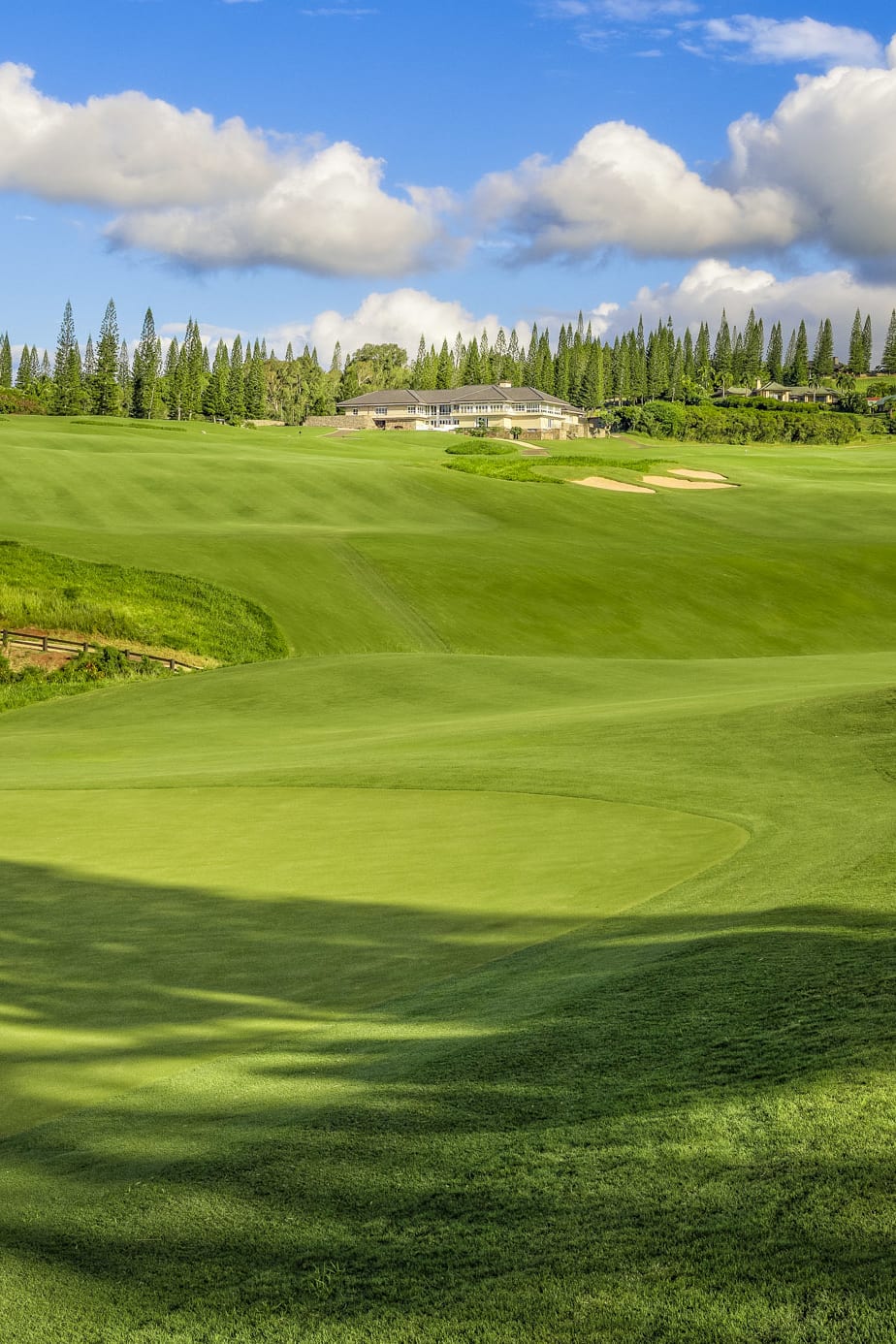 Hole 1 at Plantation Course at Kapalua