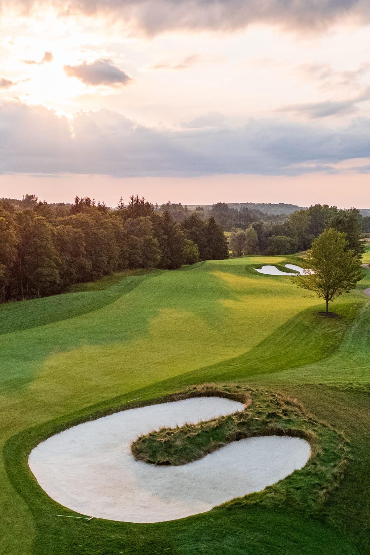 Hole 1 at TPC Toronto at Osprey Valley - North Course
