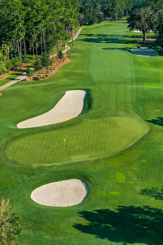 Hole 1 at Dye's Valley Course