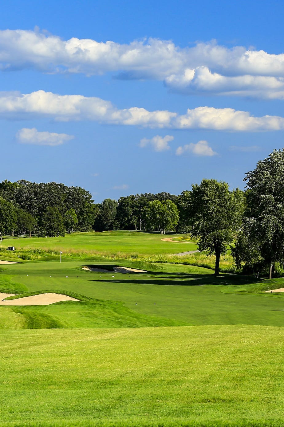 Hole 1 at Hazeltine National GC