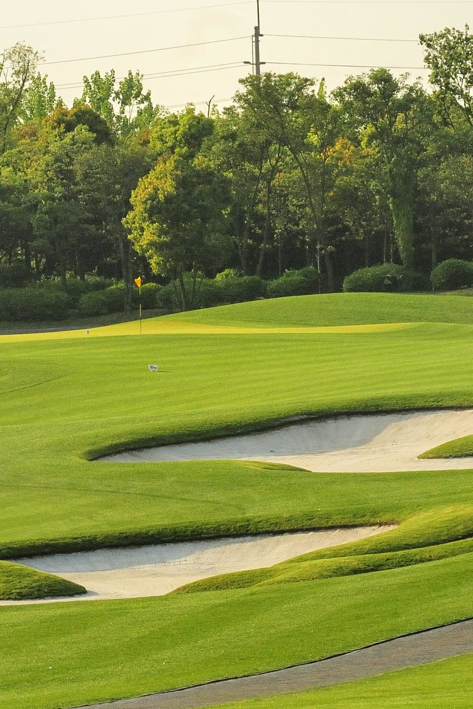 Hole 1 at Sheshan International GC