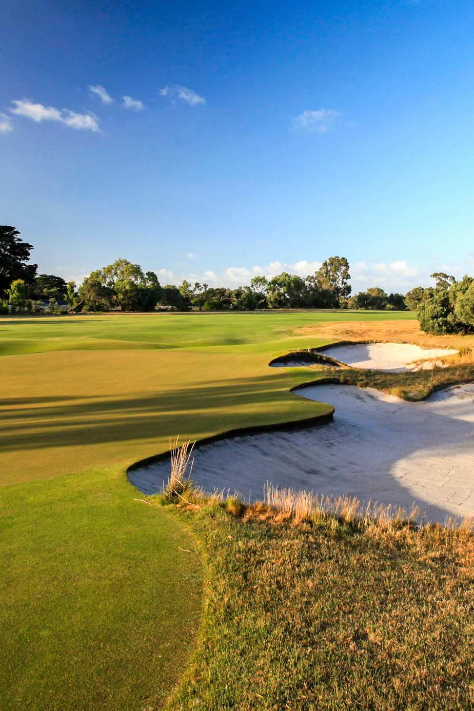 Hole 1 at Royal Melbourne Golf Course