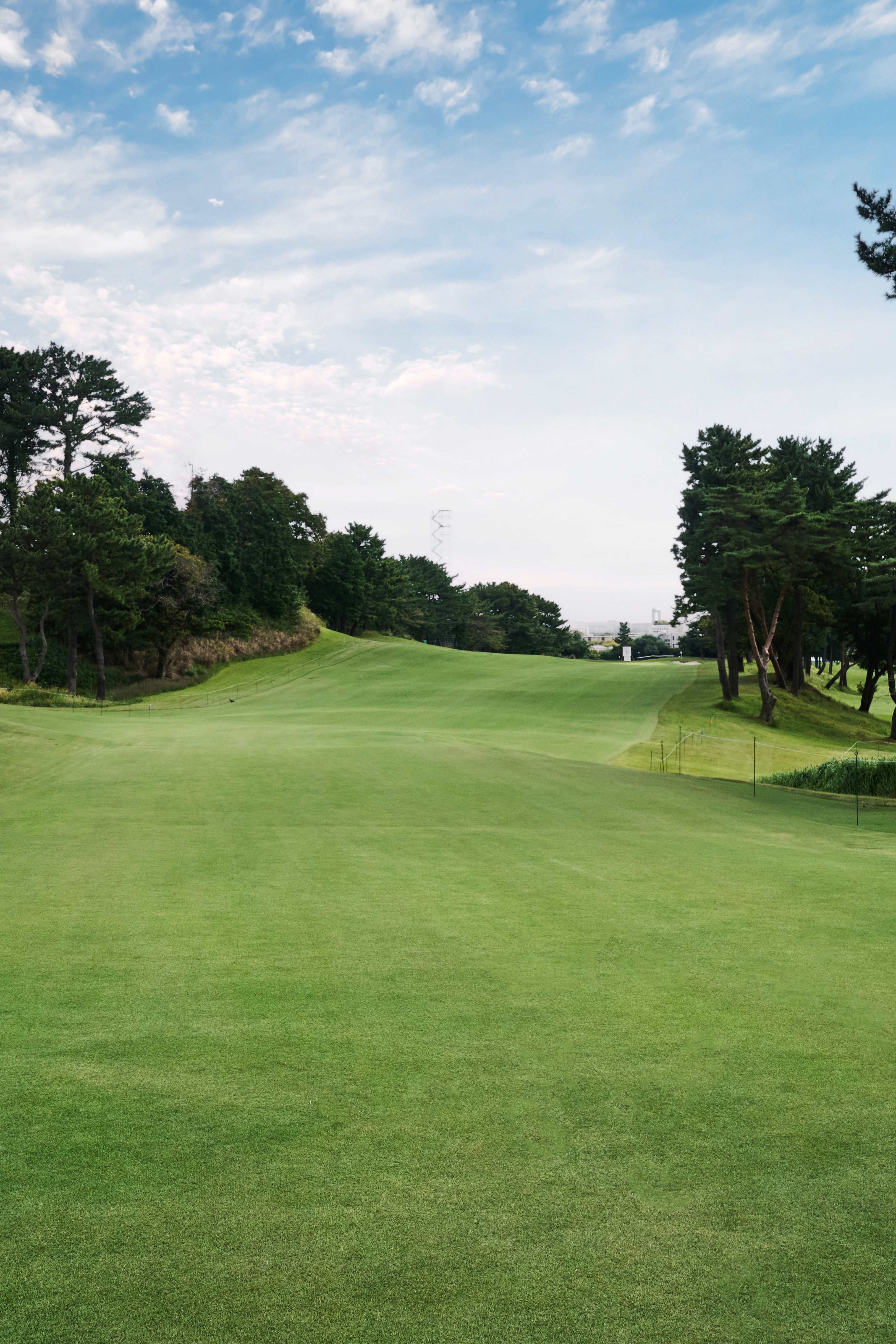 Hole 1 at Yokohama Country Club