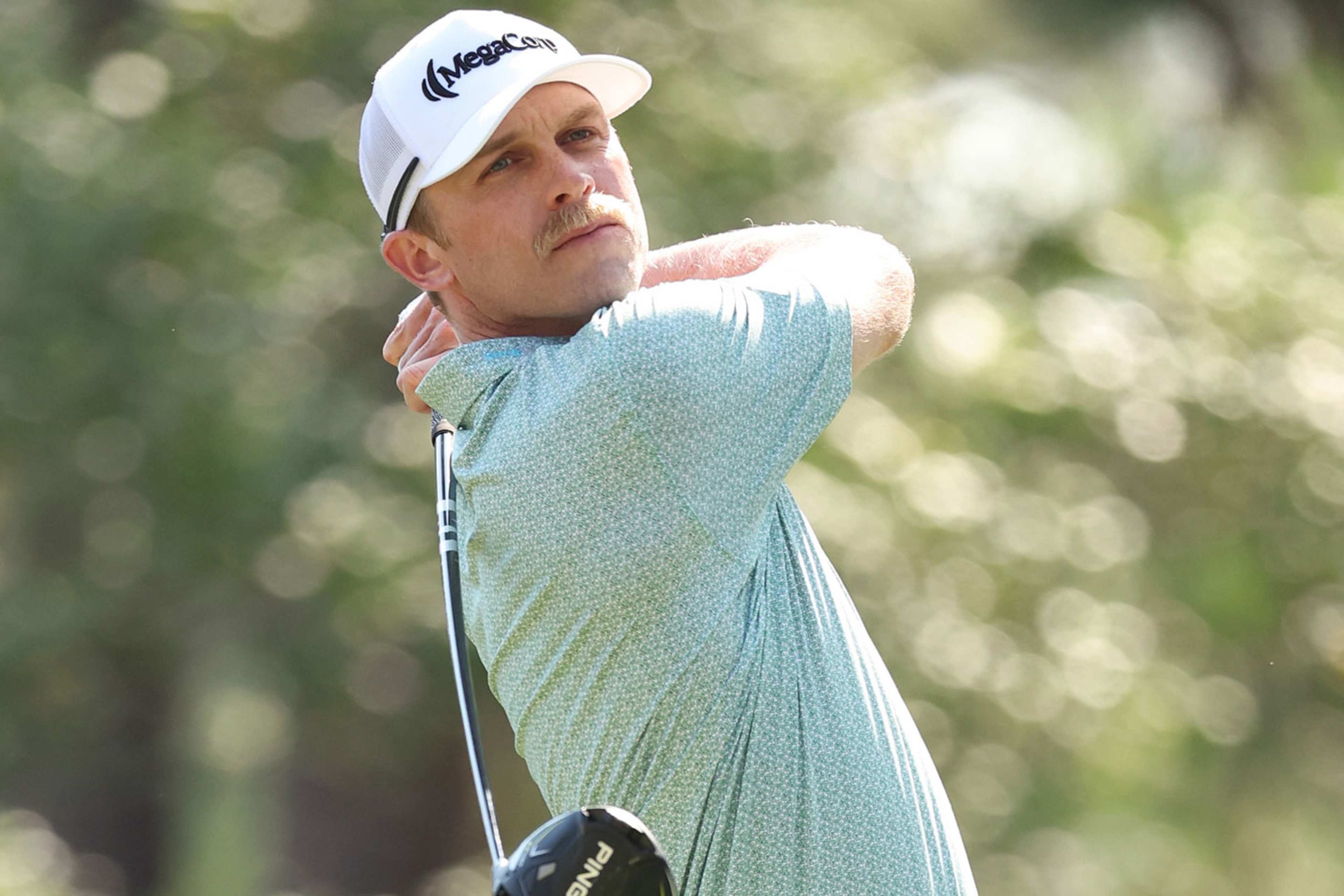 Pinehurst native McGowan, 33, hits first tee shot at U.S. Open