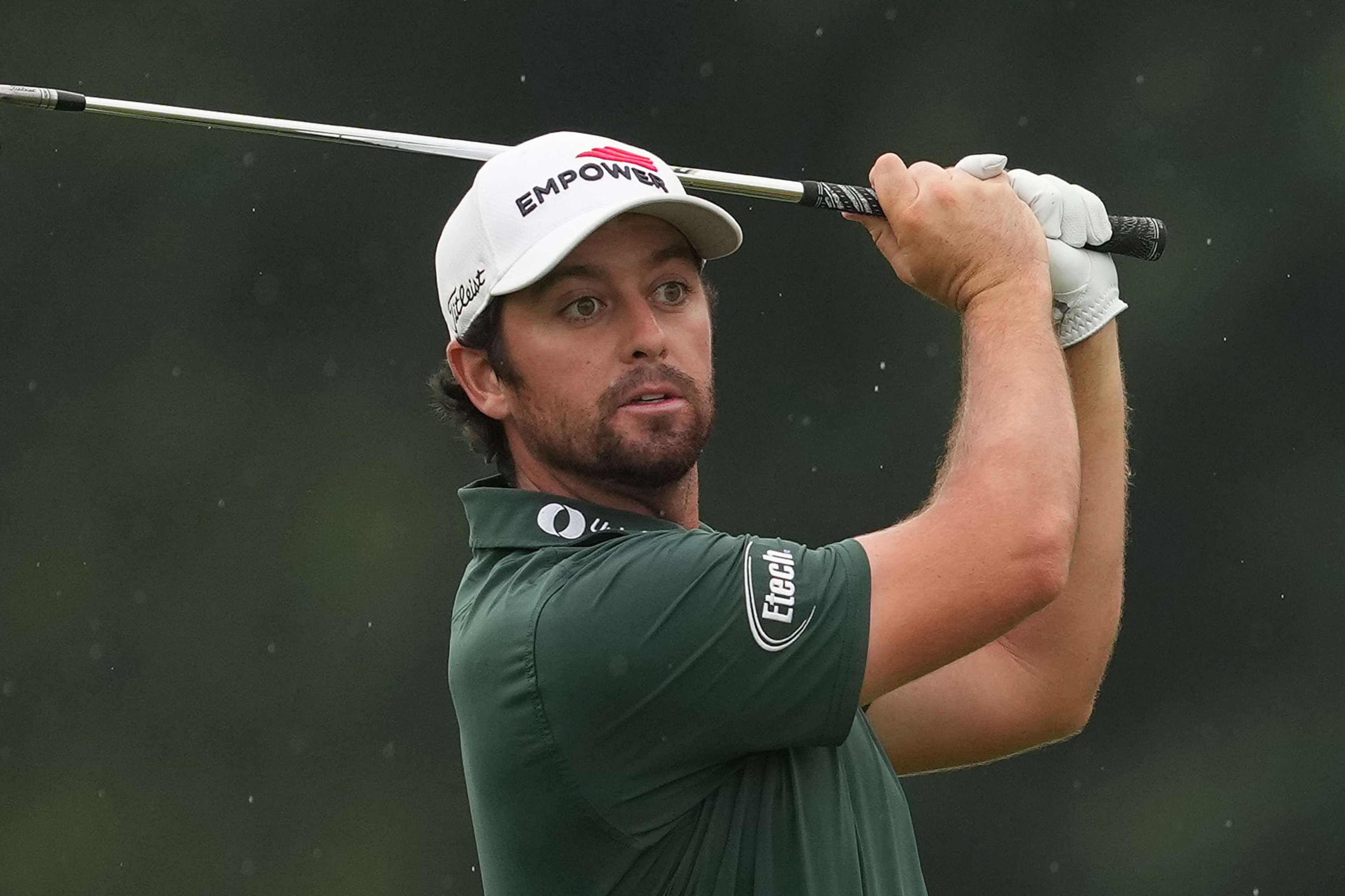 Riley closes strong, takes one-shot lead into final round of Rocket Classic
